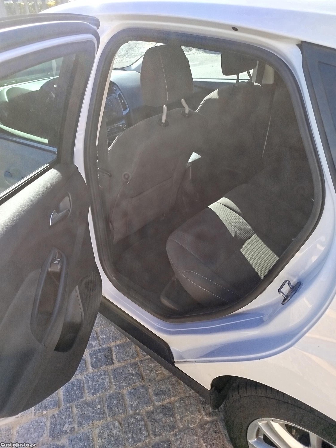 Ford Focus Sync - 13 foto 2