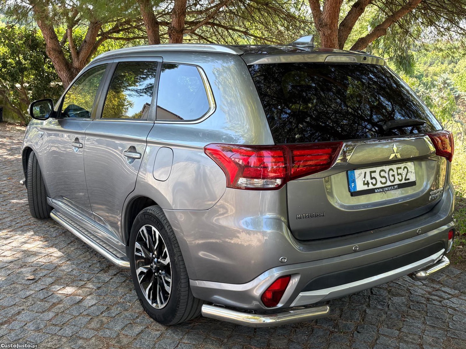Mitsubishi Outlander 2.0 ielétrico — fotografia 5
