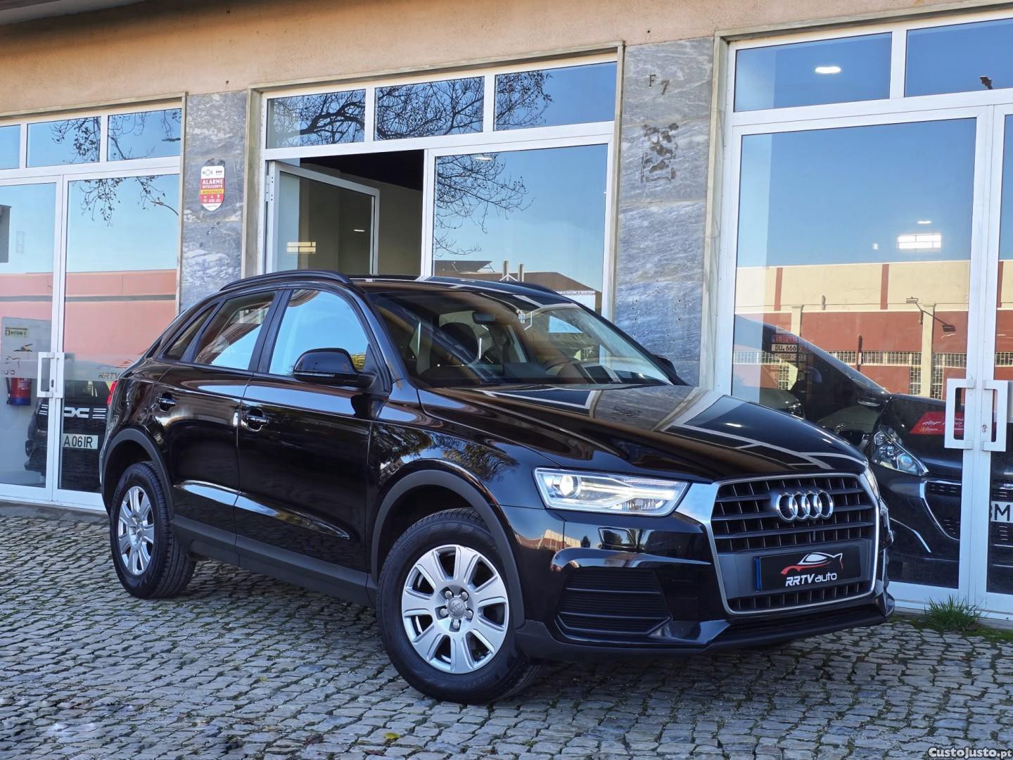 Audi Q3 2.0 TDI design — fotografia 17