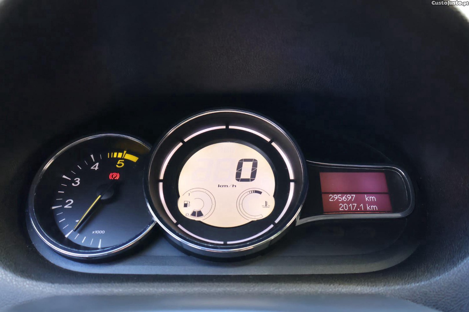 Renault Mégane 1.5 Dci Dynamic — fotografia 7