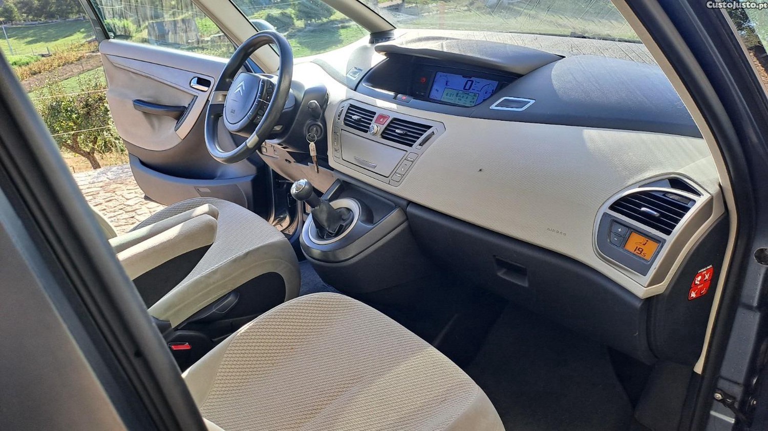 Citroën C4 Grand Picasso Picasso — photo 5