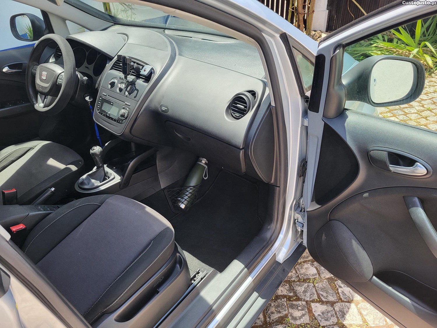 SEAT Altea Xl — fotografia 2