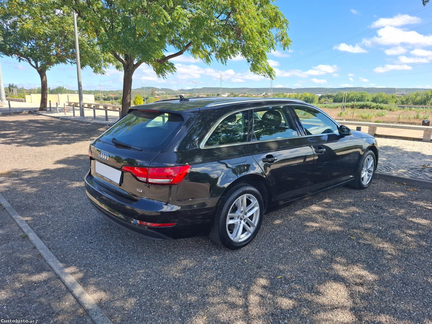 Audi A4 Avant  2.0 TDI S tronic - 18 — photo 5