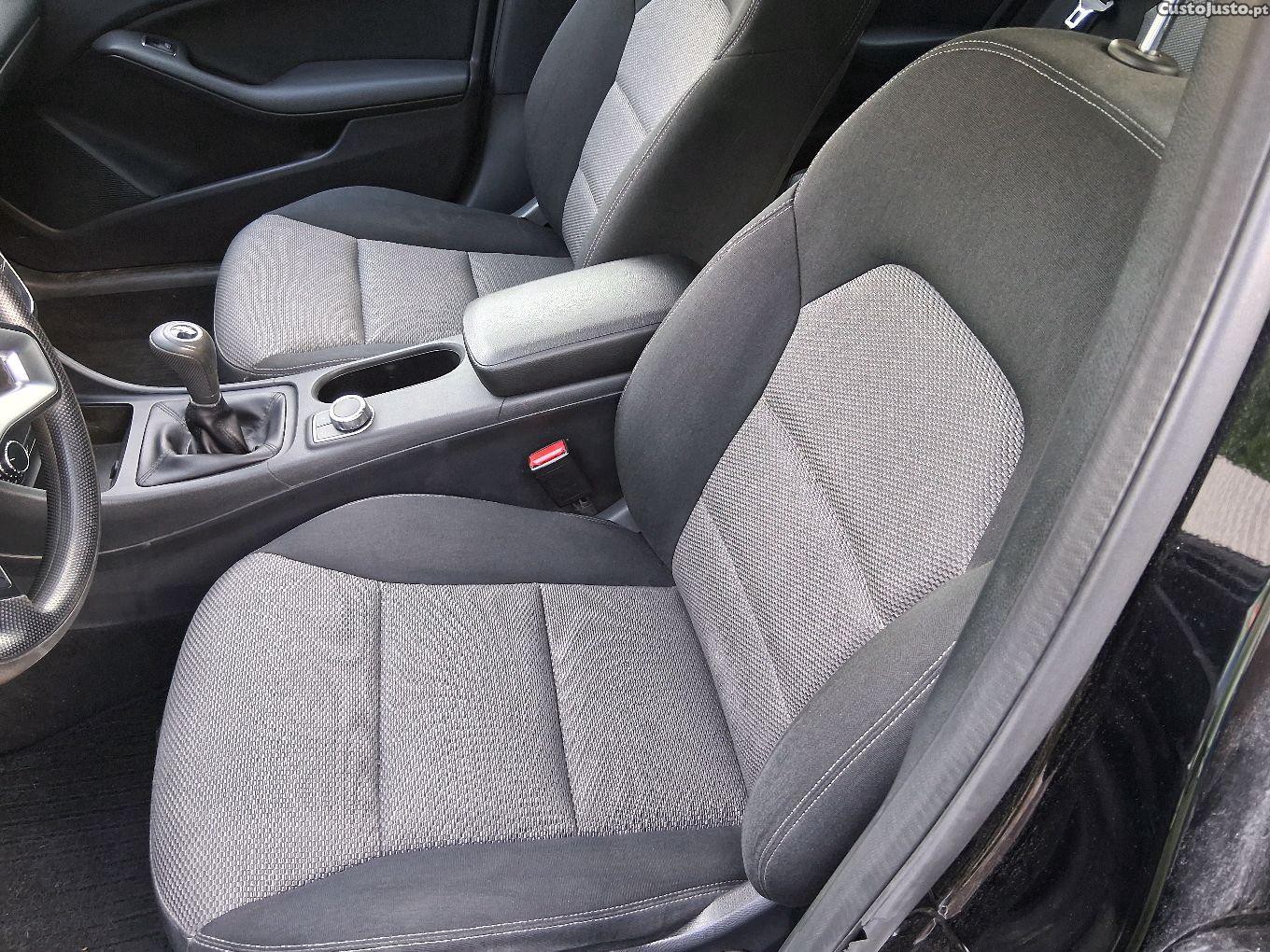 Mercedes-Benz A 160 160cdi style — fotografia 4