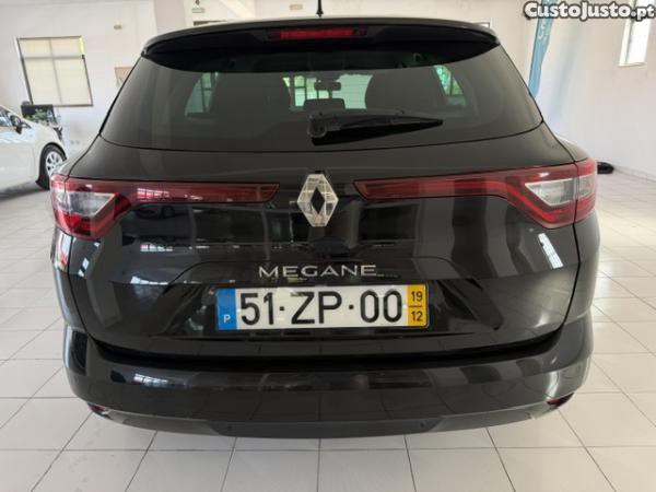 Renault Mégane Megane iv sport tourer 1.5 BLUE DCI LIMITED - 19 foto 4