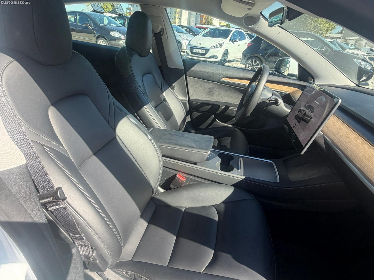 Tesla Model 3 Long Range AWD — fotografia 4