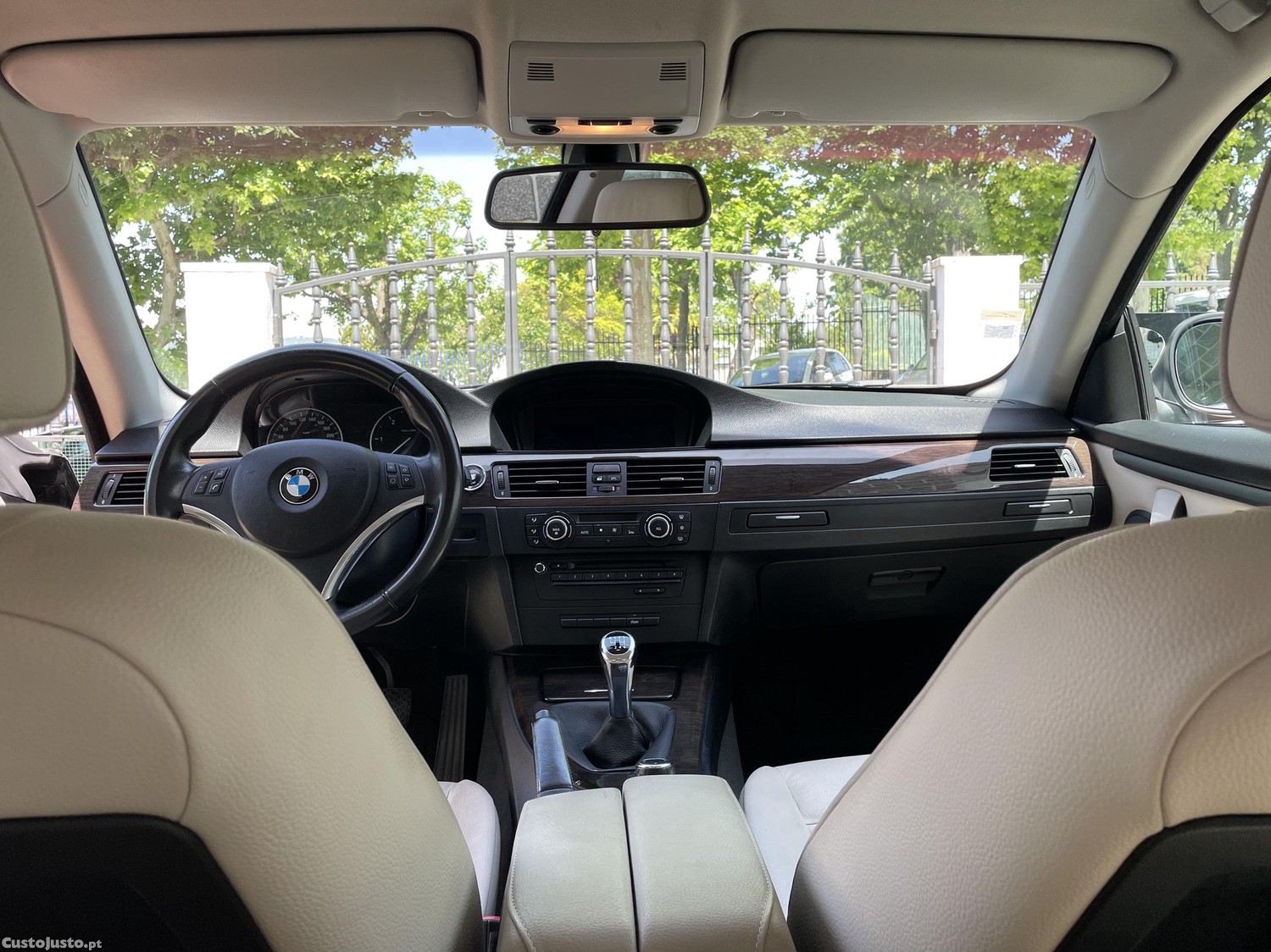 BMW 320 d LCI e92 — fotografia 3