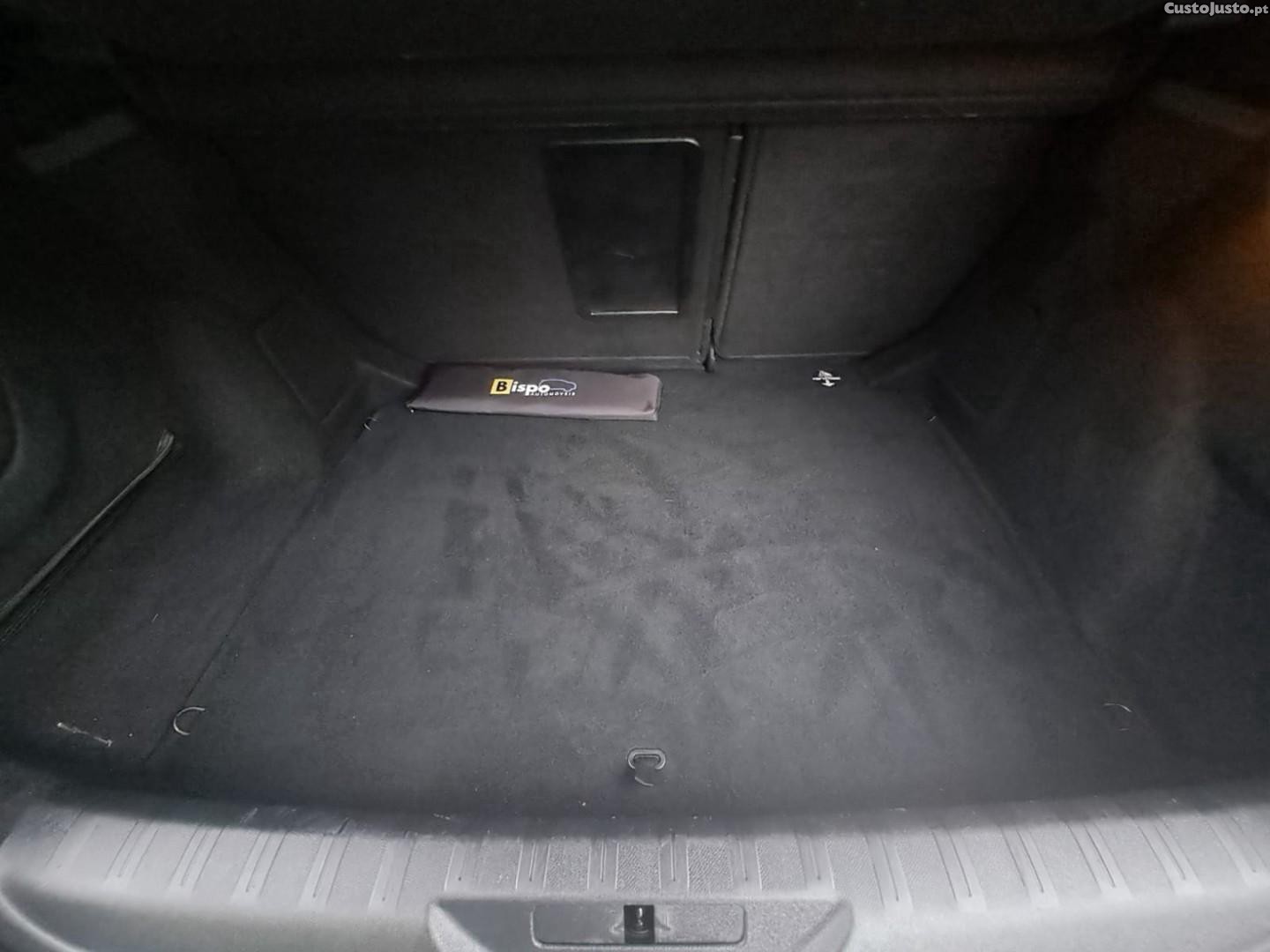 Peugeot 308 1.2 PureTech GT EAT8 — fotografia 3