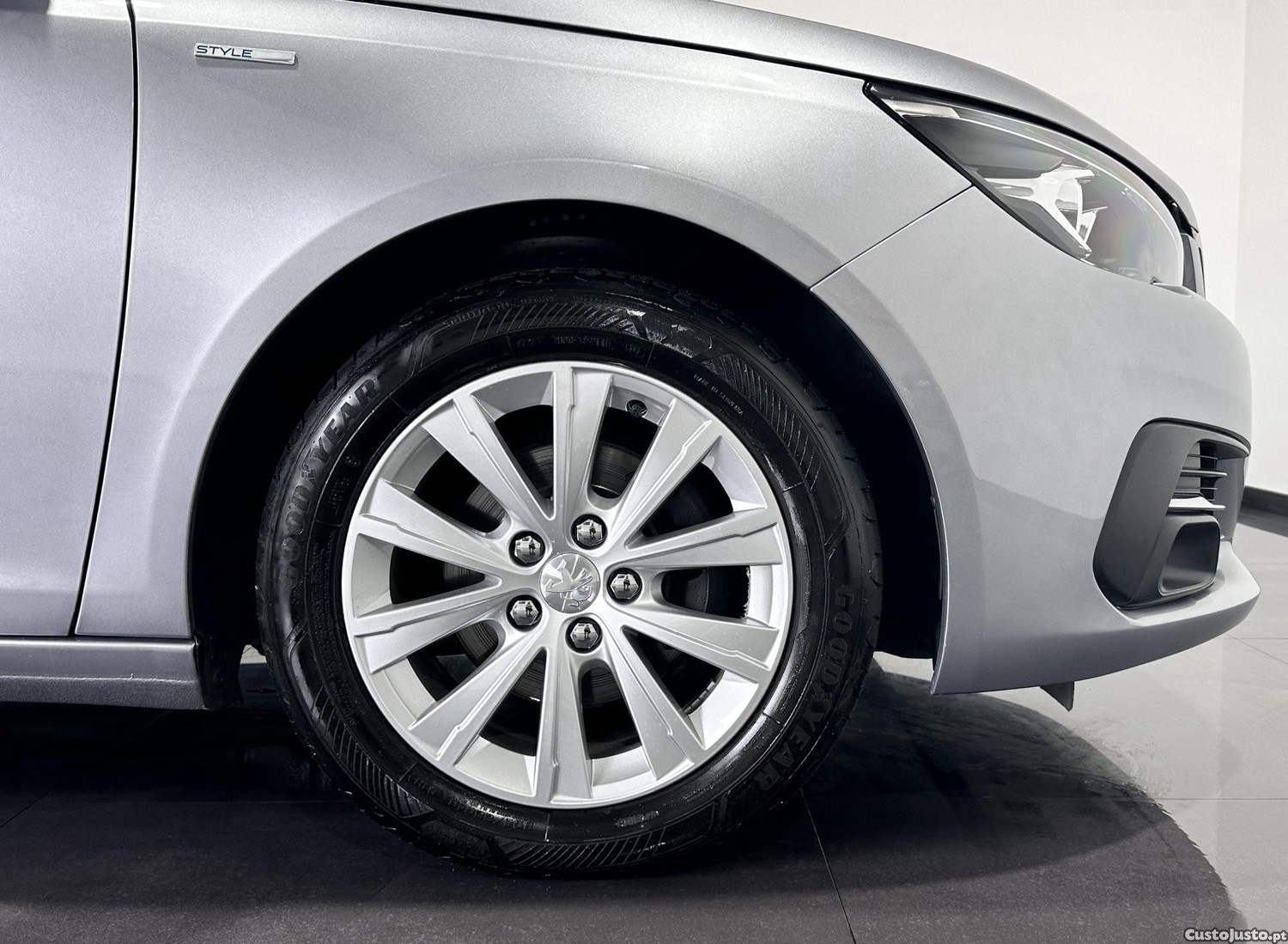 Peugeot 308 SW 1.5 BLUEHDI STYLE 102 CV - NACIONAL - 75084 KM — fotografia 5