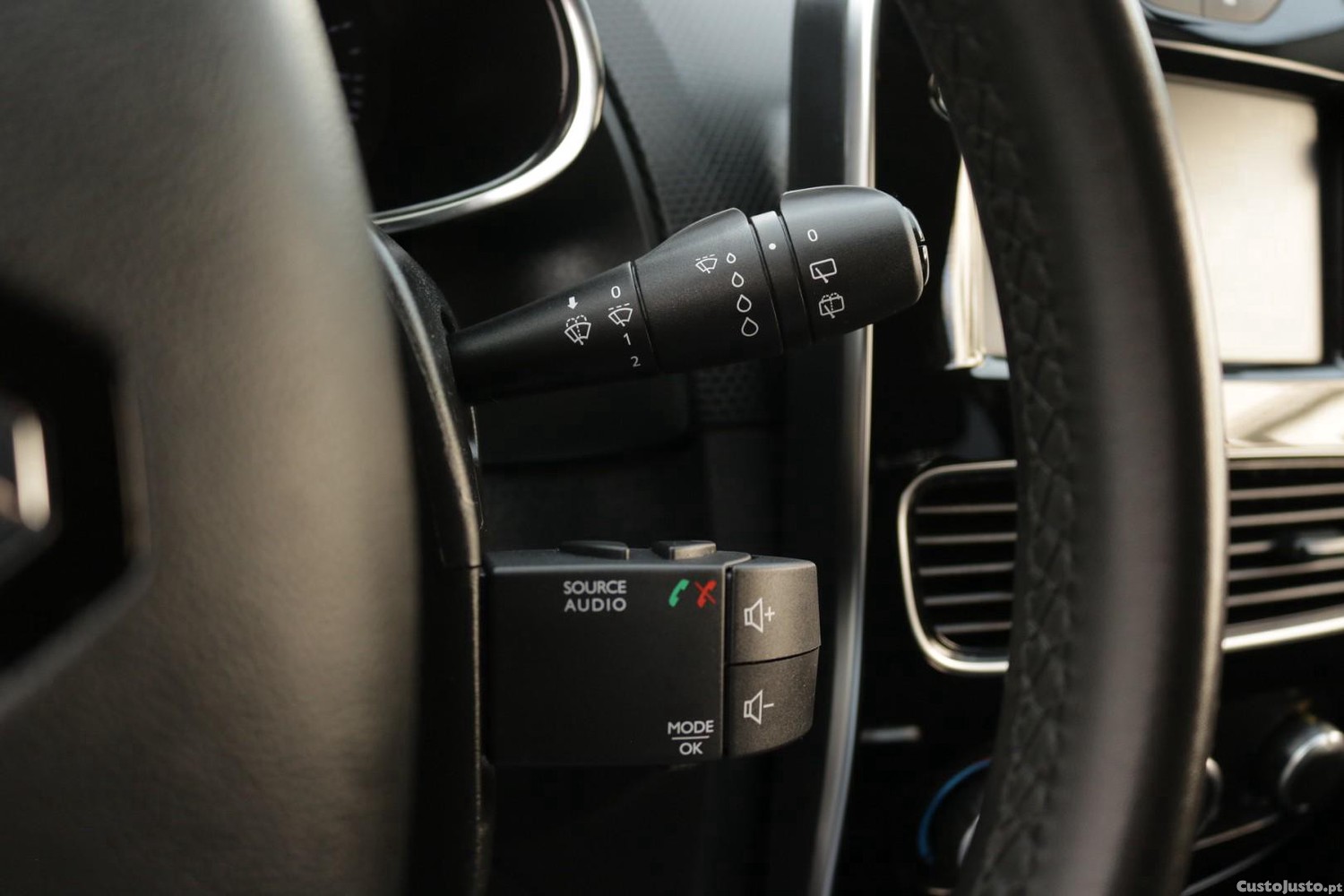 Renault Clio Sport Tourer 1.5 DCI Limited 90cv — fotografia 30