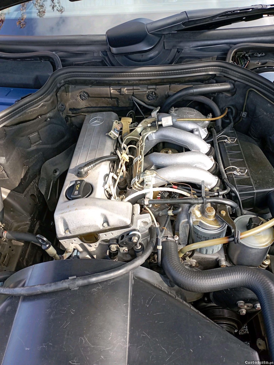 Mercedes-Benz E 200 E - 92 — photo 2