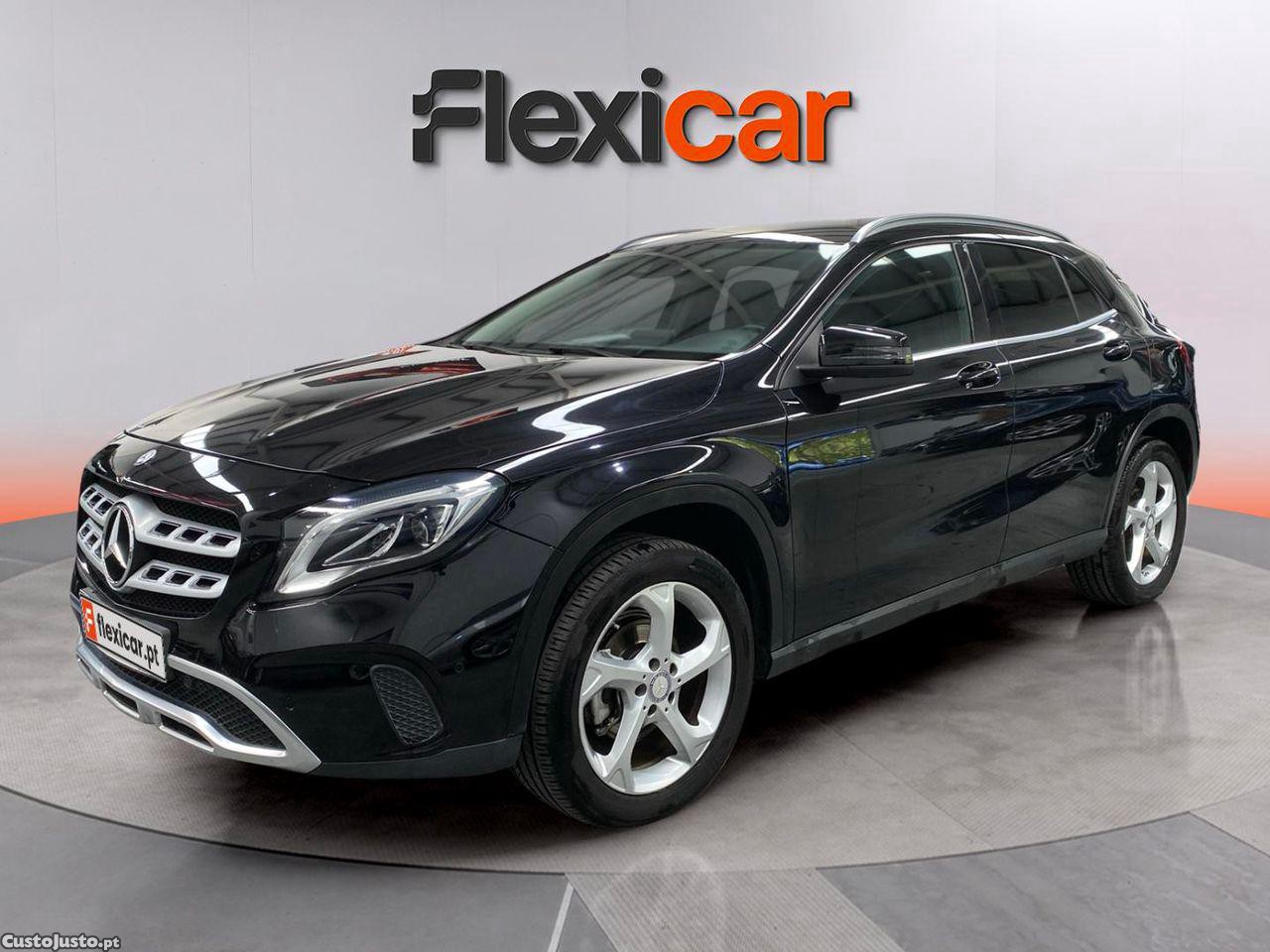 Mercedes-Benz GLA 180 d Urban - 17 foto 3