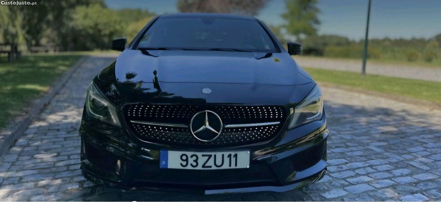 Mercedes-Benz CLA 200 Shooting Brake AMG Line Automatic - 15