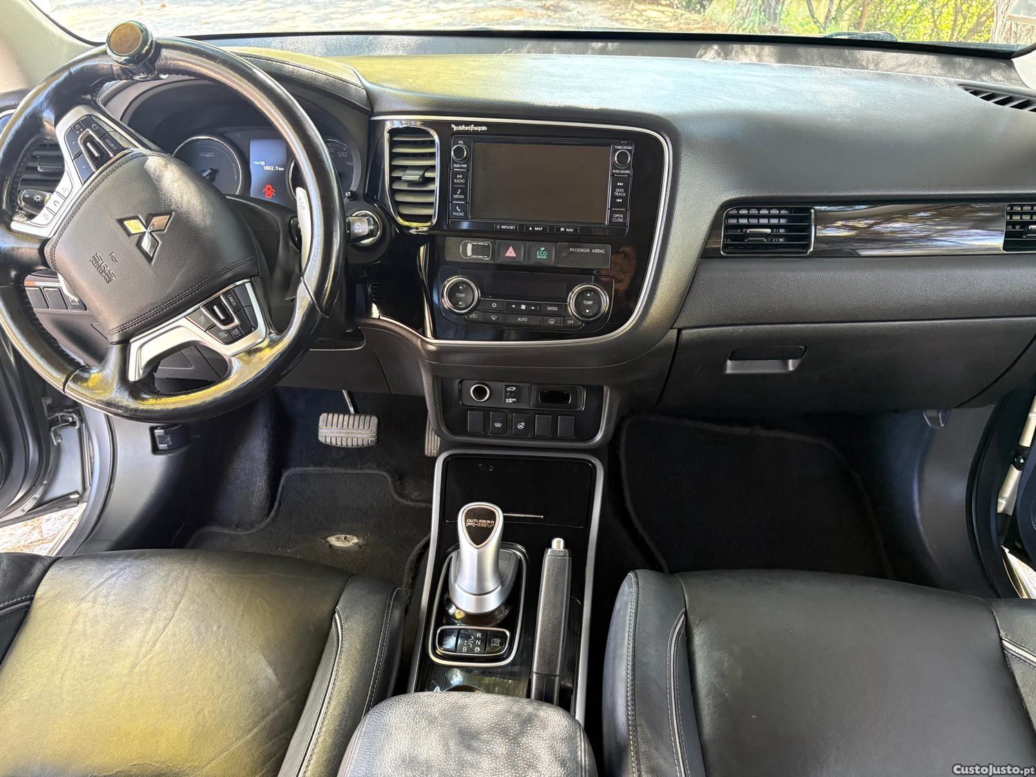 Mitsubishi Outlander 2.0 ielétrico — fotografia 4