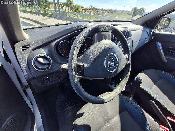 Dacia Logan MCV 0.9 TCe — fotografia 5