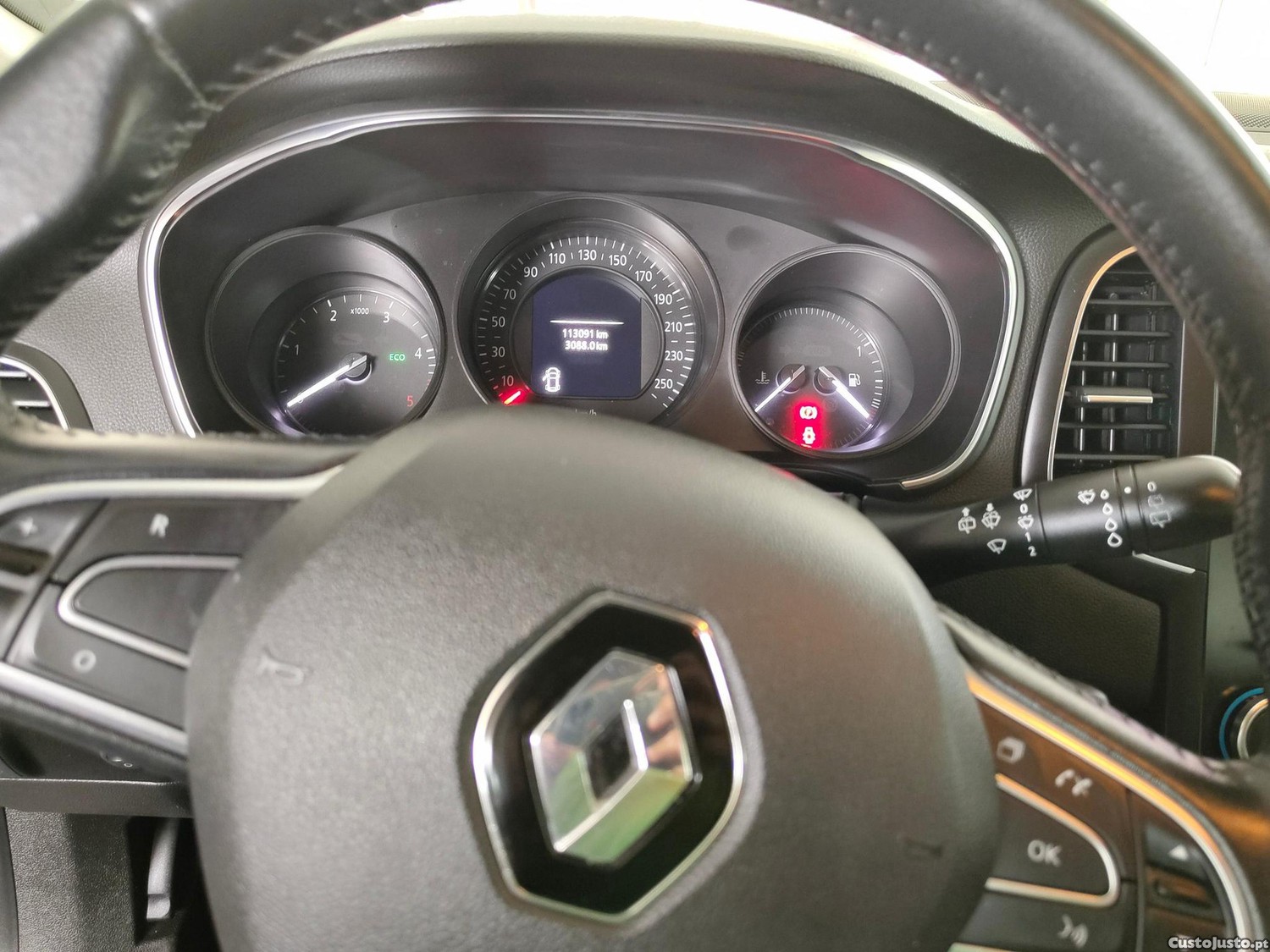 Renault Mégane Blue DCI — fotografia 11