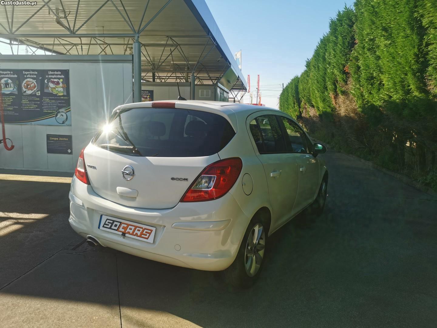 Opel Corsa 1.3 CDTi Business Edition — fotografia 7