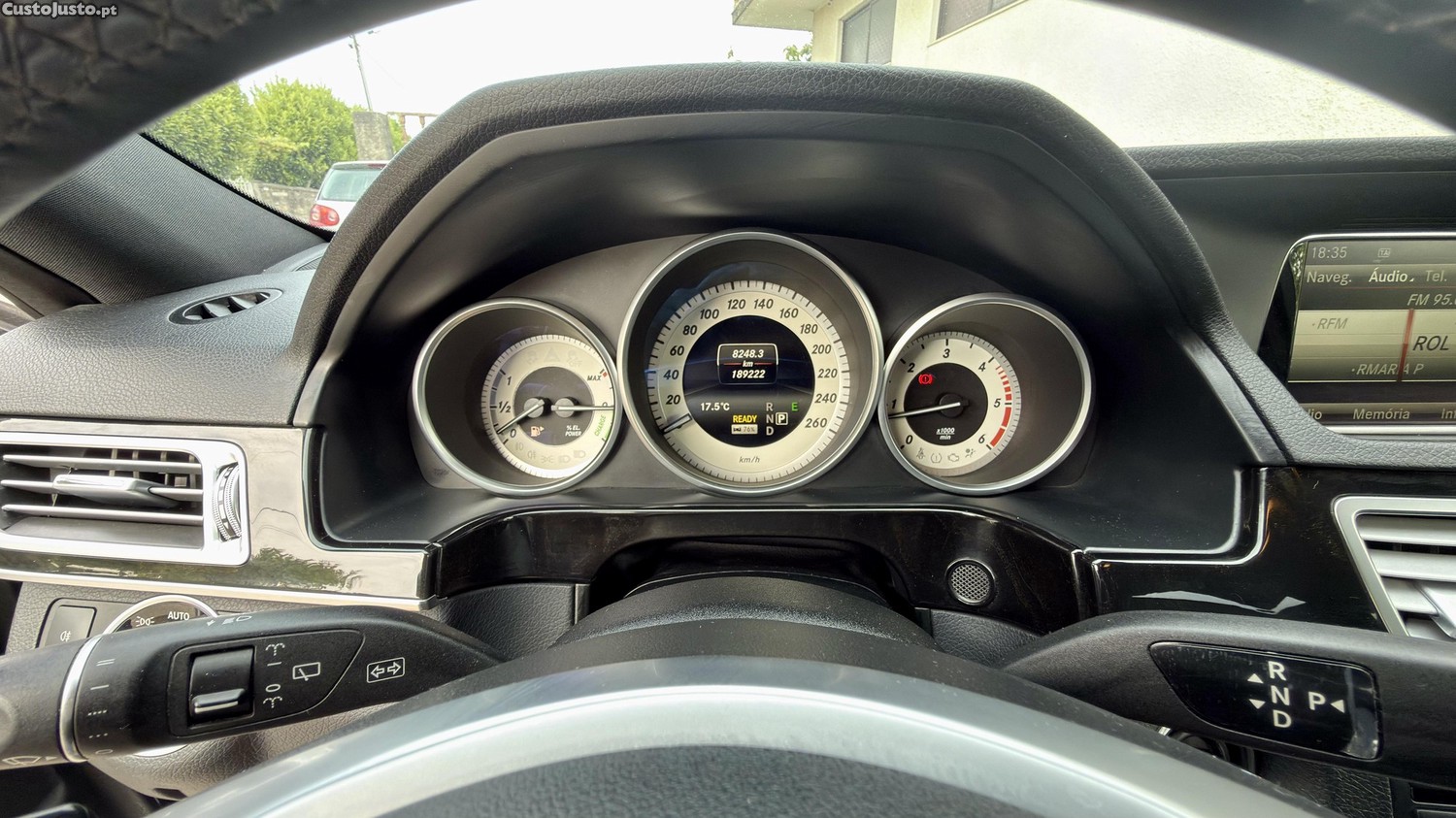 Mercedes-Benz E 300 300D Hybrid — fotografia 3