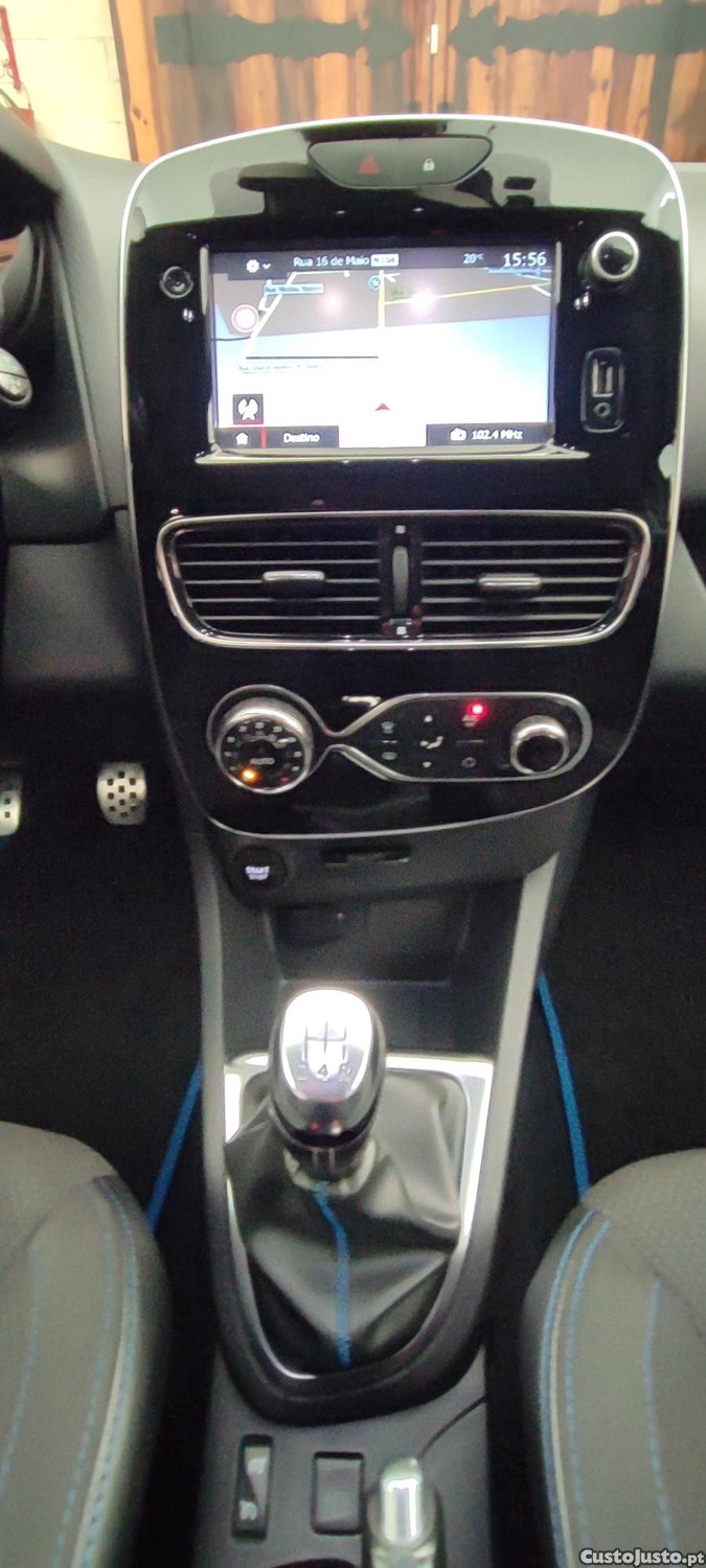 Renault Clio Sport Tourer 1.5 DCi GT Line"Nacional" — fotografia 6