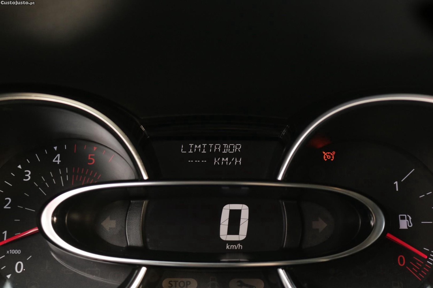 Renault Clio Sport Tourer 1.5 DCI Limited 90cv — fotografia 19