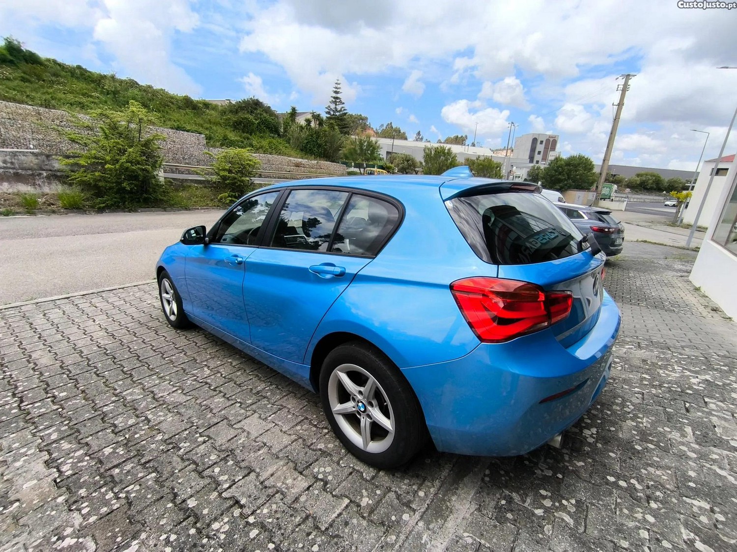 BMW 116 d Line Urban — fotografia 6