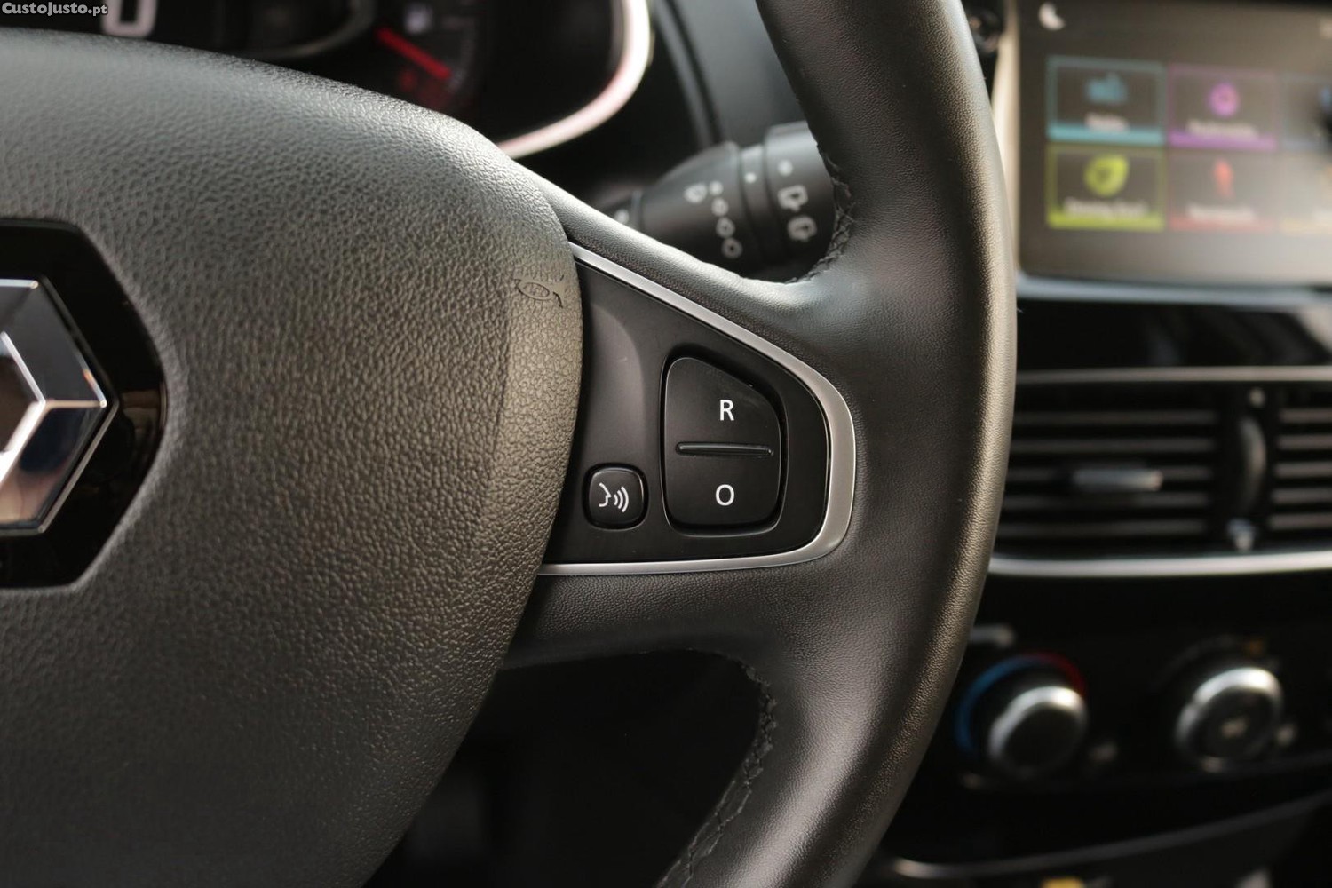Renault Clio Sport Tourer 1.5 DCI Limited 90cv — fotografia 28