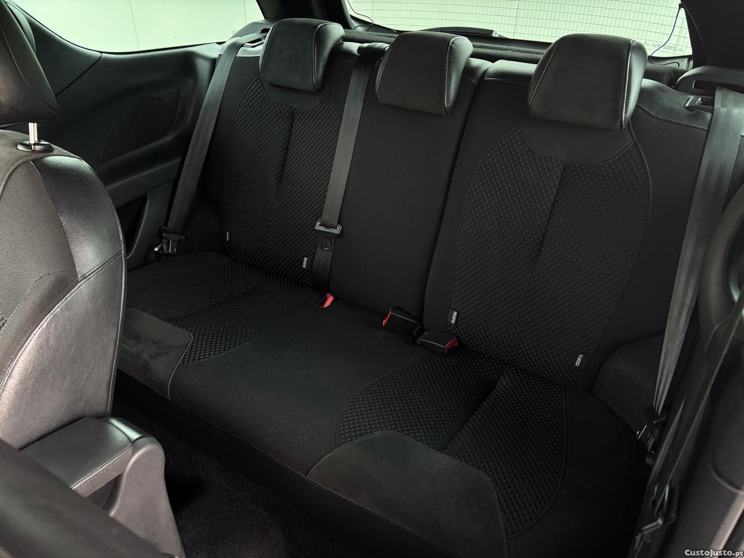 Citroën DS3 1.6 THP Sport Chic — fotografia 3