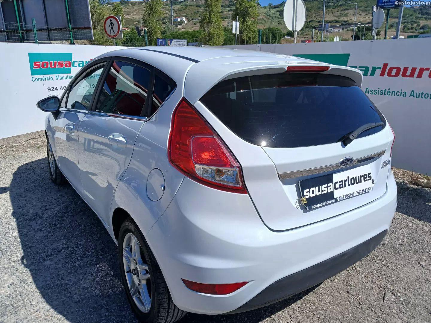 Ford Fiesta 1.0 ti-vct titanium — fotografia 15