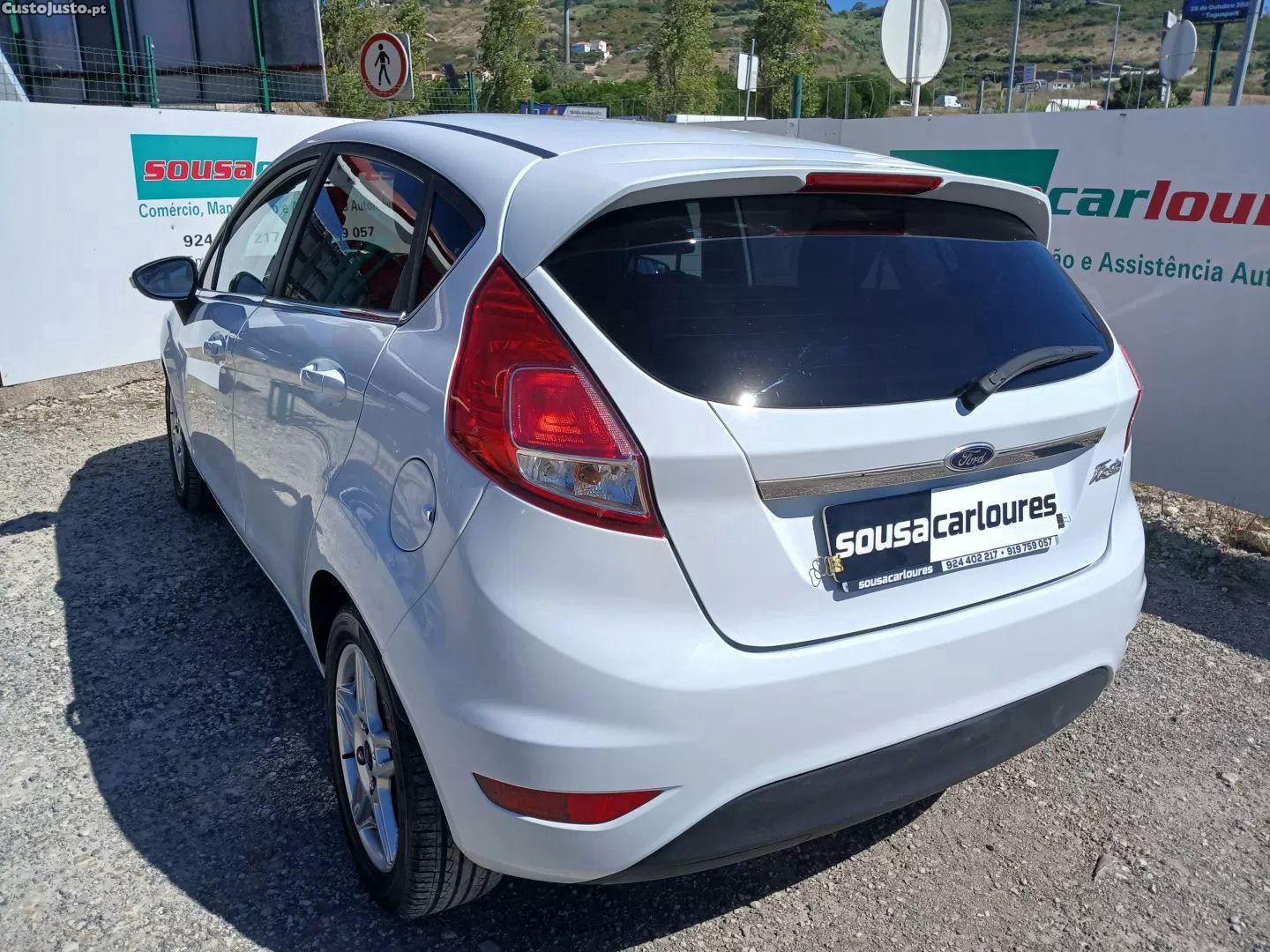 Ford Fiesta 1.0 ti-vct titanium — fotografia 14