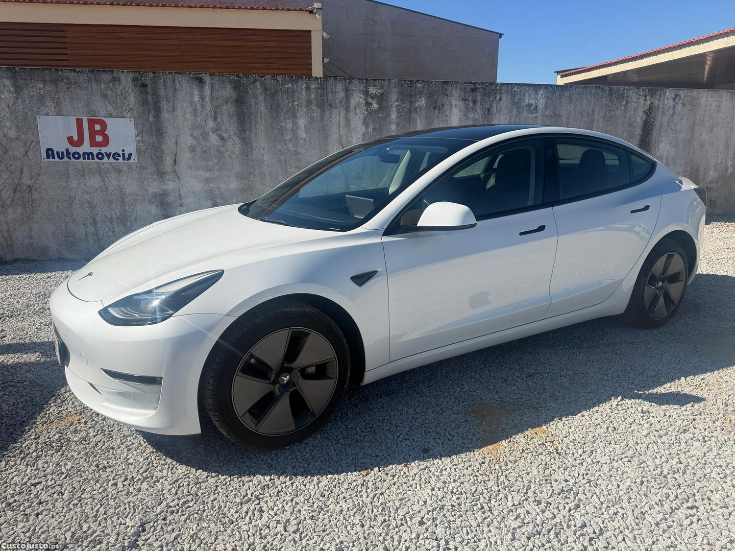Tesla Model 3 Long Range AWD — fotografia 14