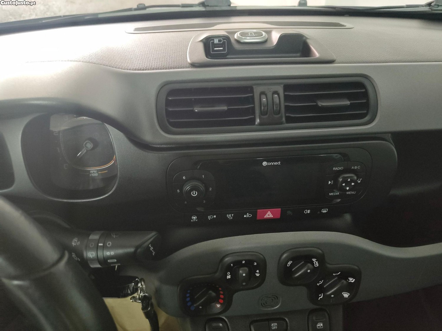 Fiat Panda 1.2 Lounge S&S — fotografia 3
