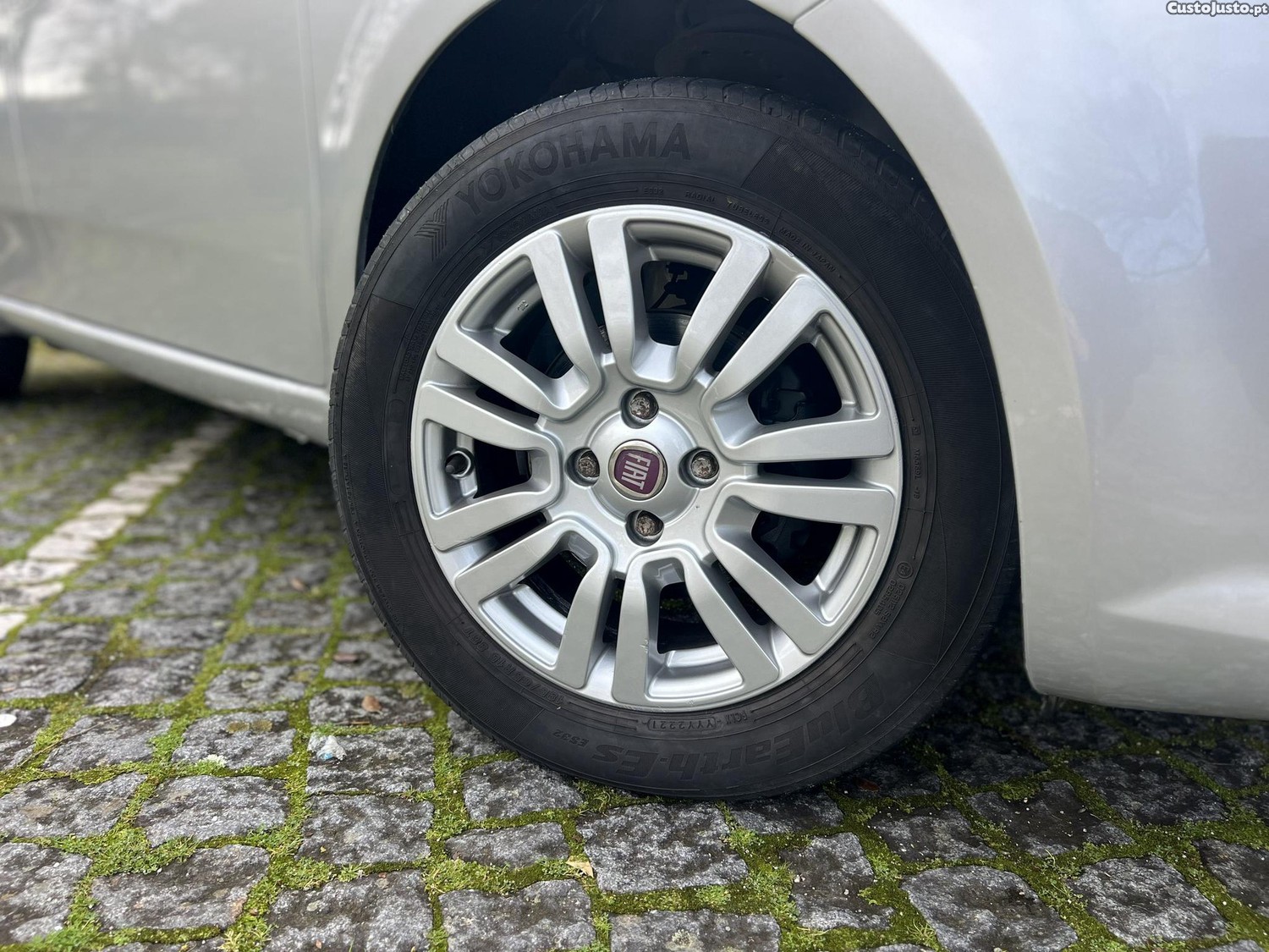 Fiat Punto Pop — fotografia 9