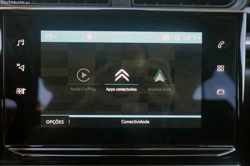 Citroën C3 1.2 PureTech Shine — fotografia 6