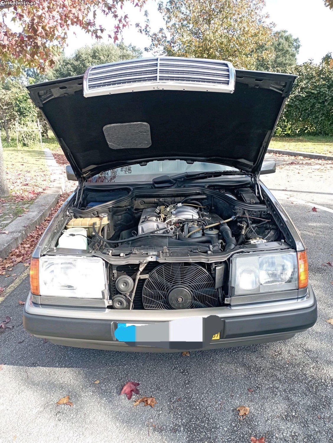 Mercedes-Benz E 200 E - 92 — photo 4