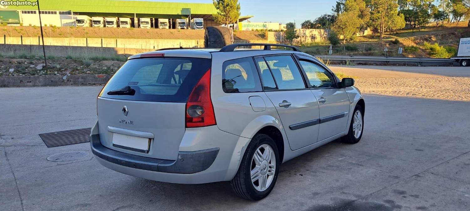 Renault Mégane Break — fotografia 8