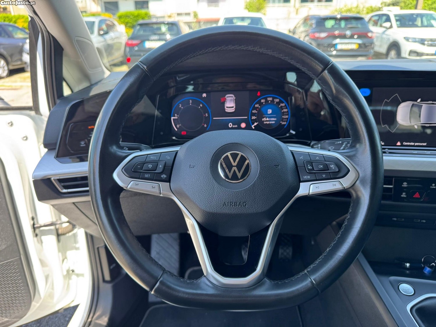 Volkswagen Golf 2.0 TDI Conceptline — fotografia 6