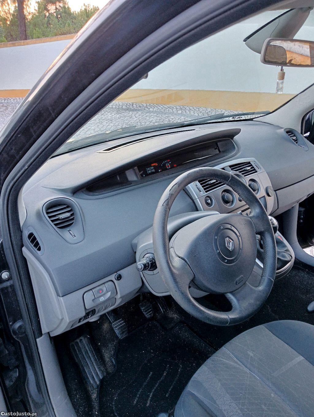 Renault Scénic 1500 diesel - 06 foto 2