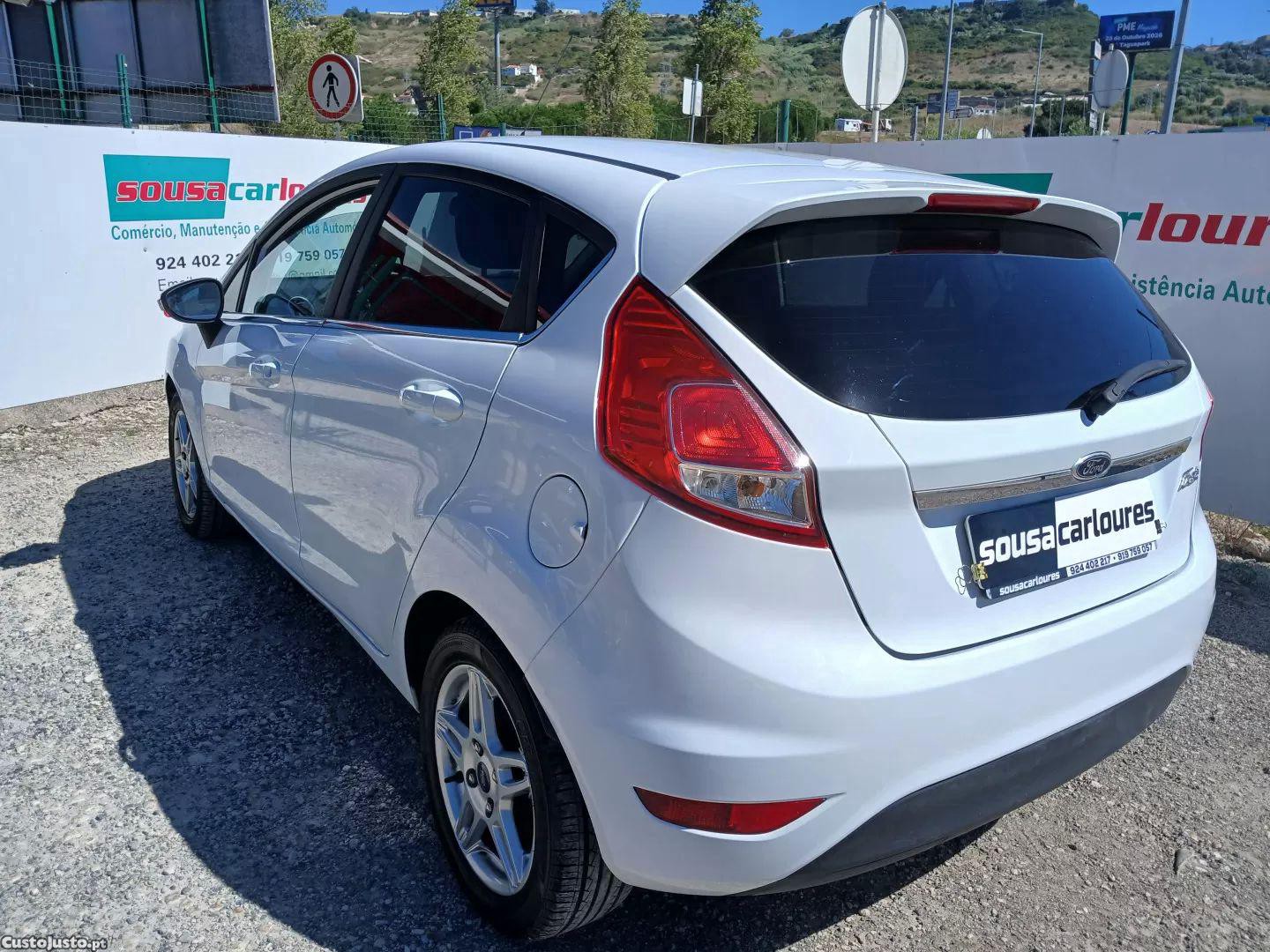 Ford Fiesta 1.0 ti-vct titanium — fotografia 13