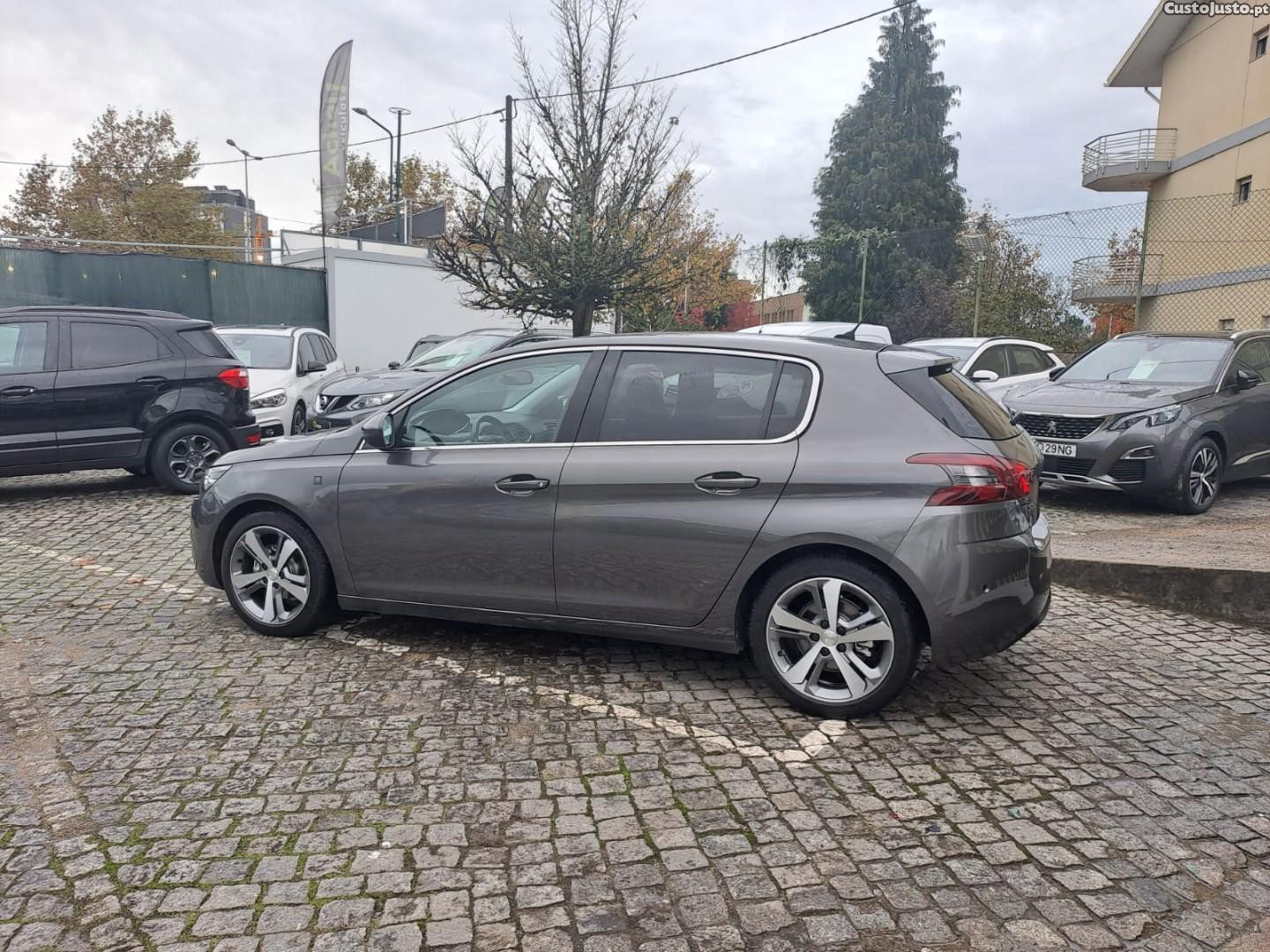 Peugeot 308 1.2 PureTech GT EAT8 — fotografia 9