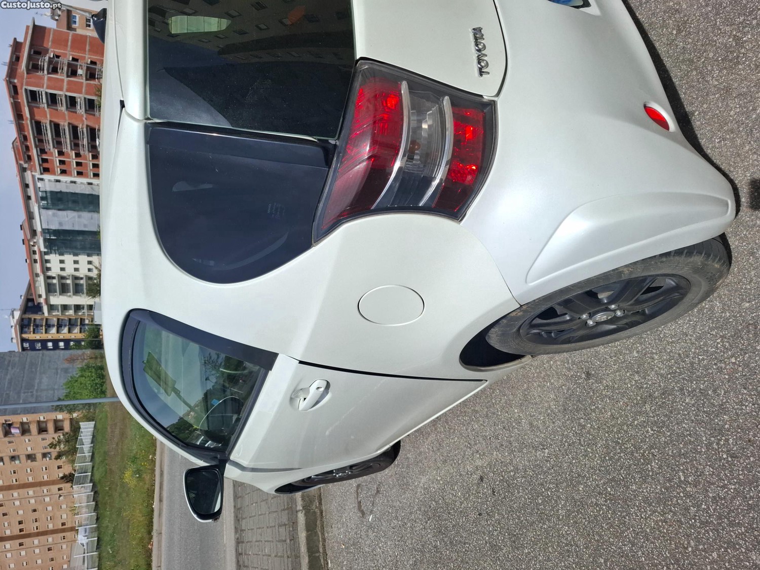 Toyota iQ Toyota IQ — photo 5