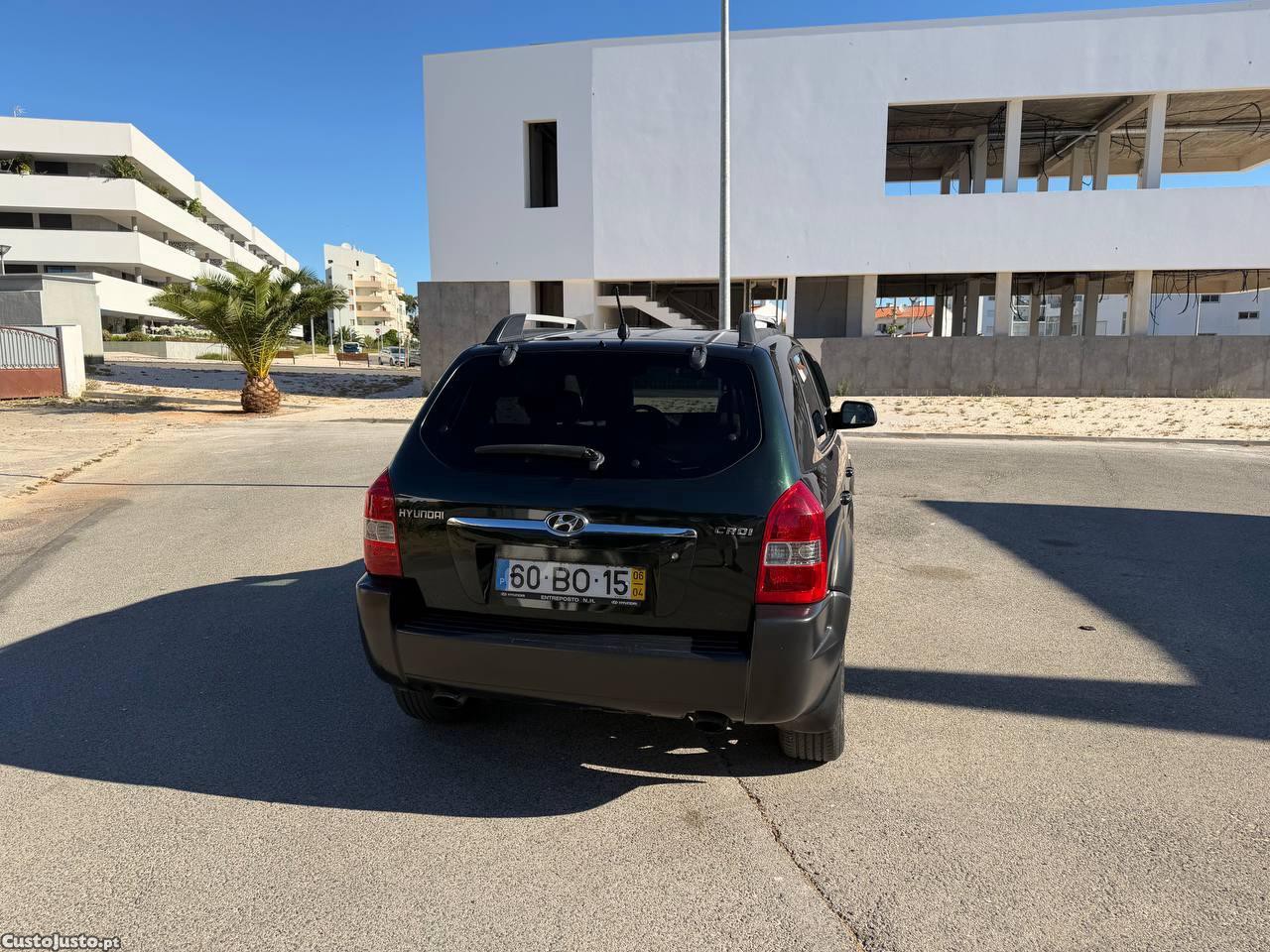 Hyundai Tucson 2.0 CRDi — fotografia 9