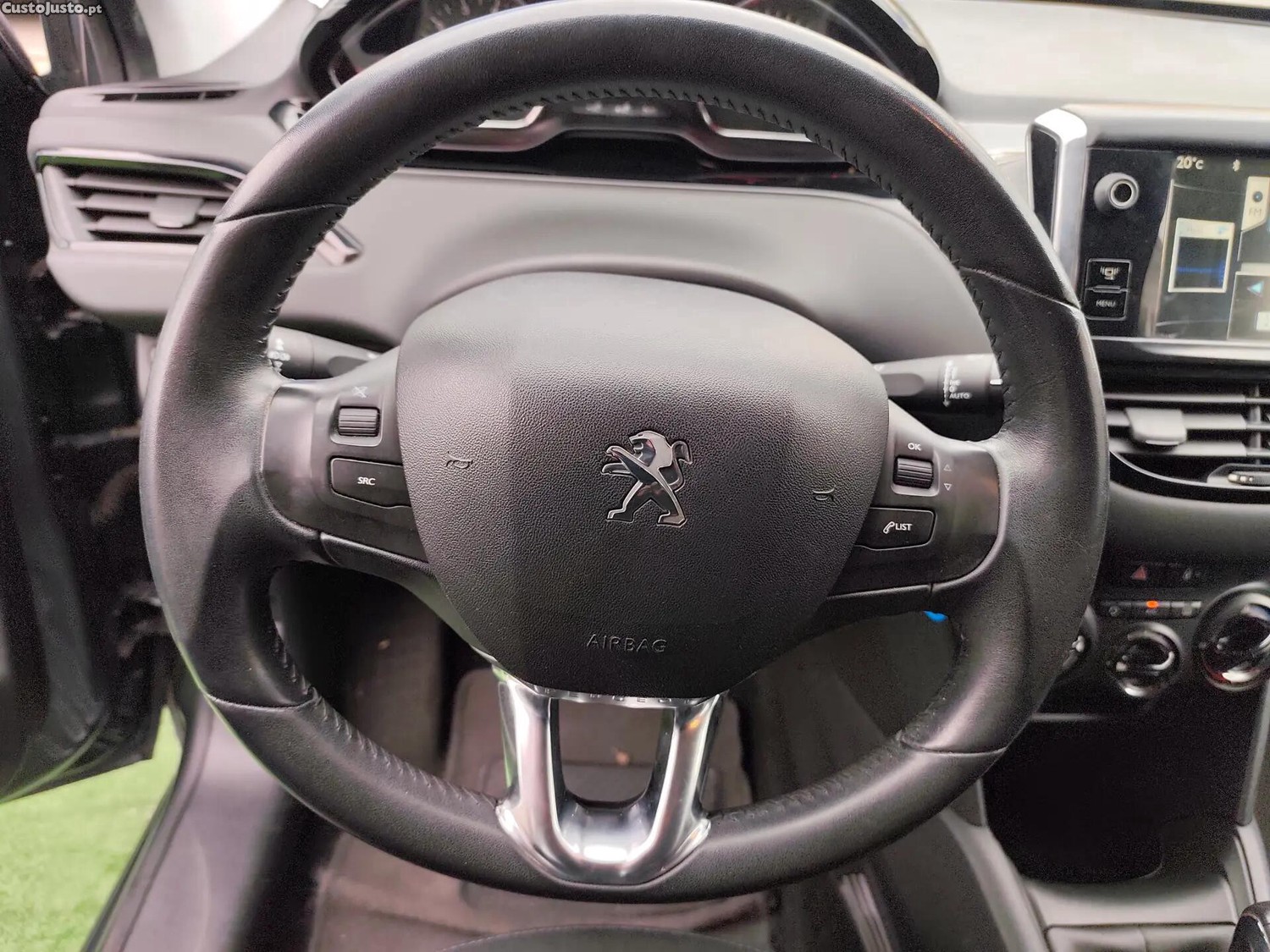 Peugeot 208 1.2 PureTech Active — fotografia 11