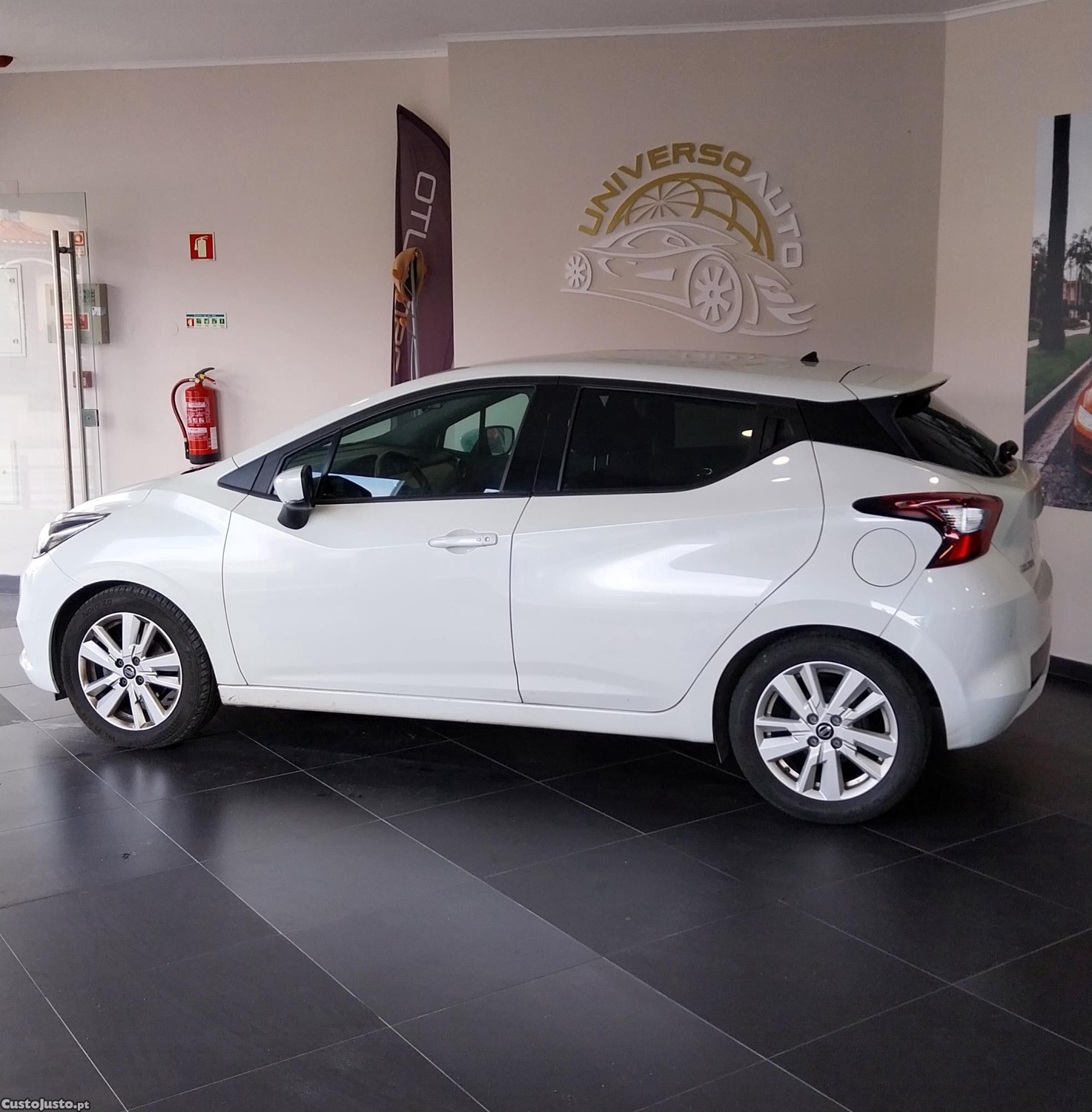Nissan Micra 1.0 IG-T N-CONNECTA | Nacional | Gasolina/GPL — fotografia 5