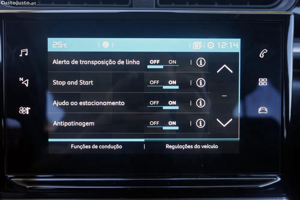 Citroën C3 1.2 PureTech Shine — fotografia 5