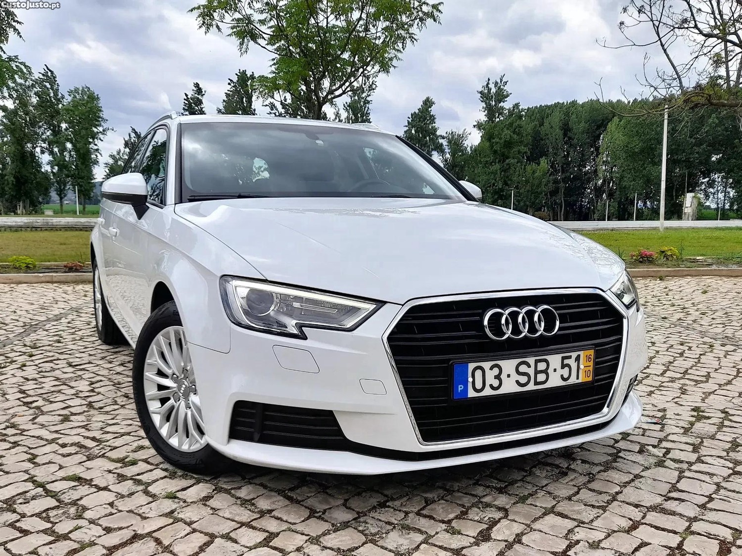 Audi A3 Sportback 1.6 TDI Attraction Ultra — fotografia 7