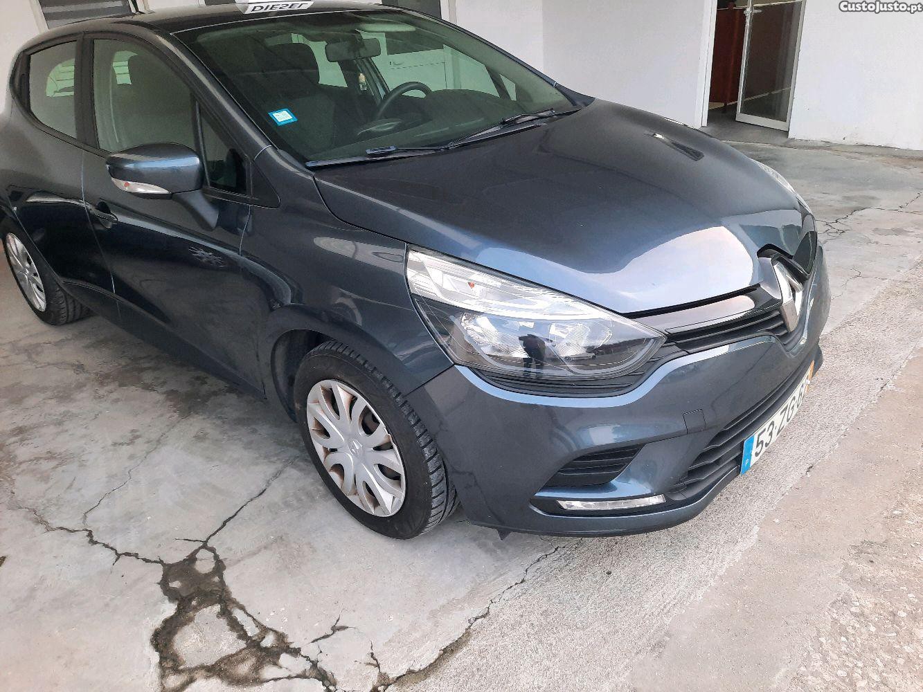 Renault Clio 1.5 dci — fotografia 4