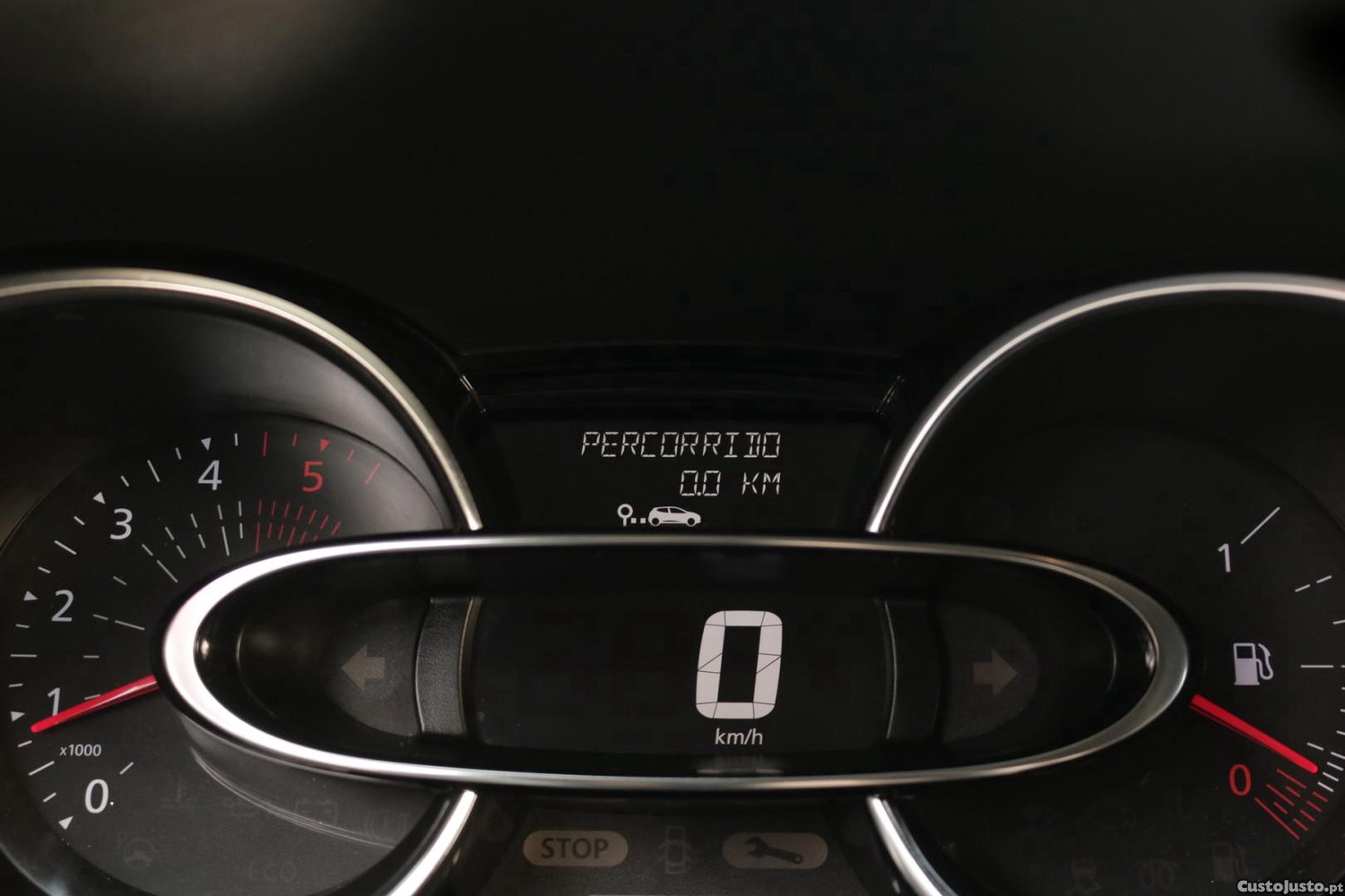 Renault Clio Sport Tourer 1.5 DCI Limited 90cv — fotografia 23