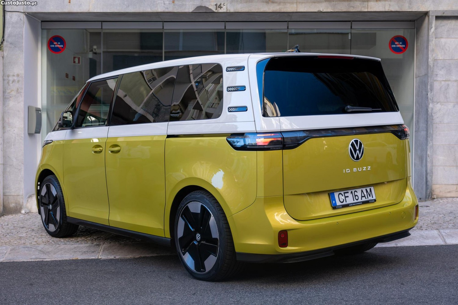 Volkswagen ID.Buzz 82 kWh Pro — fotografia 4