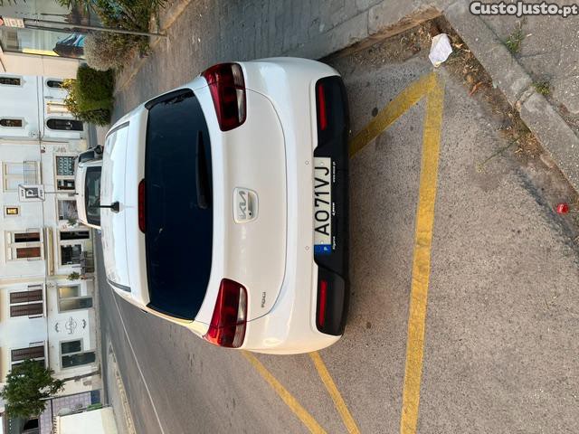 Kia Rio 1.0 T-GDi Wave - 22 foto 4
