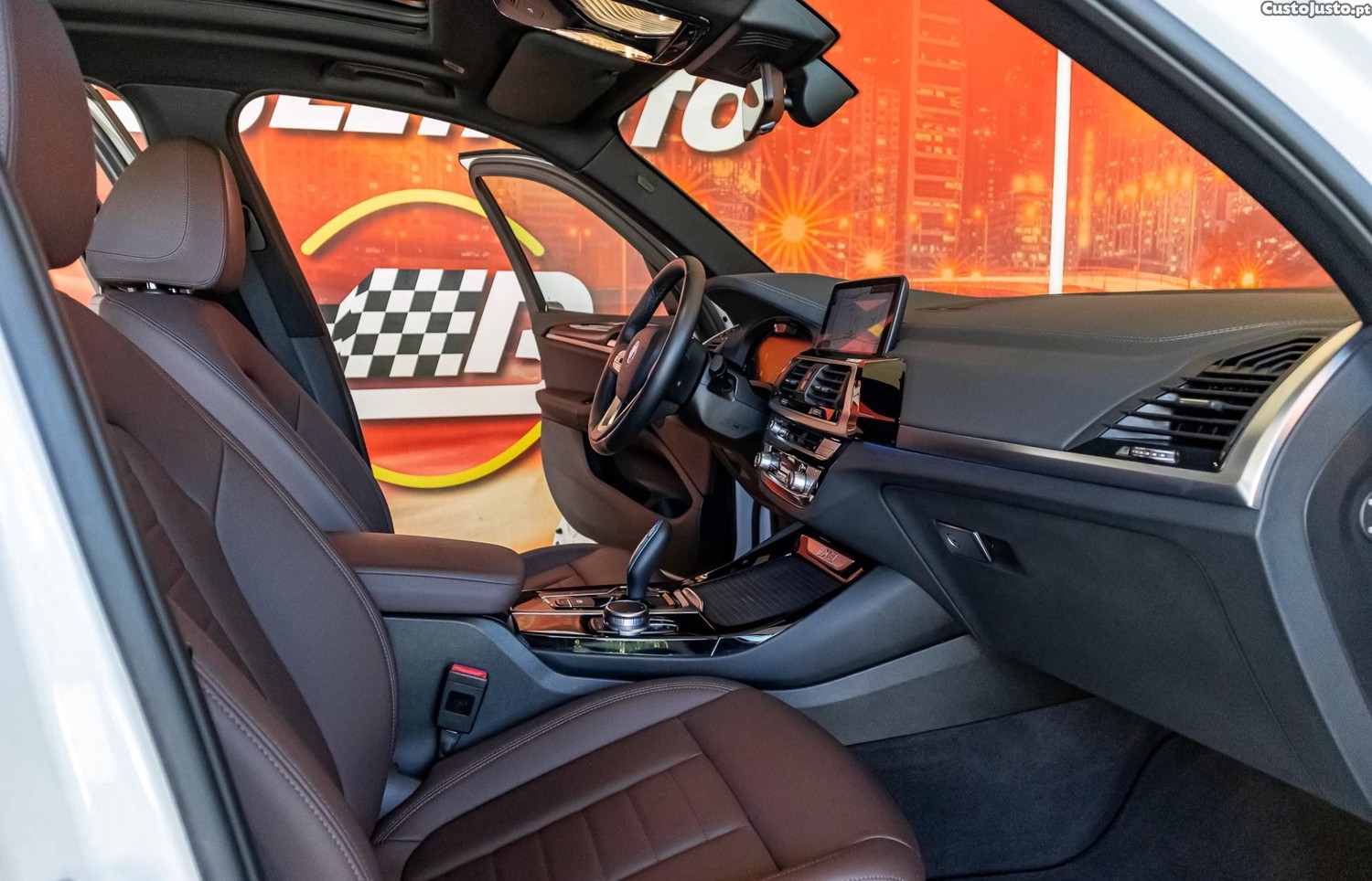 BMW iX3 Inspiring — fotografia 3